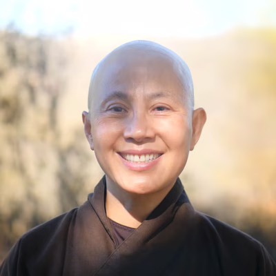 sister dang nghiem